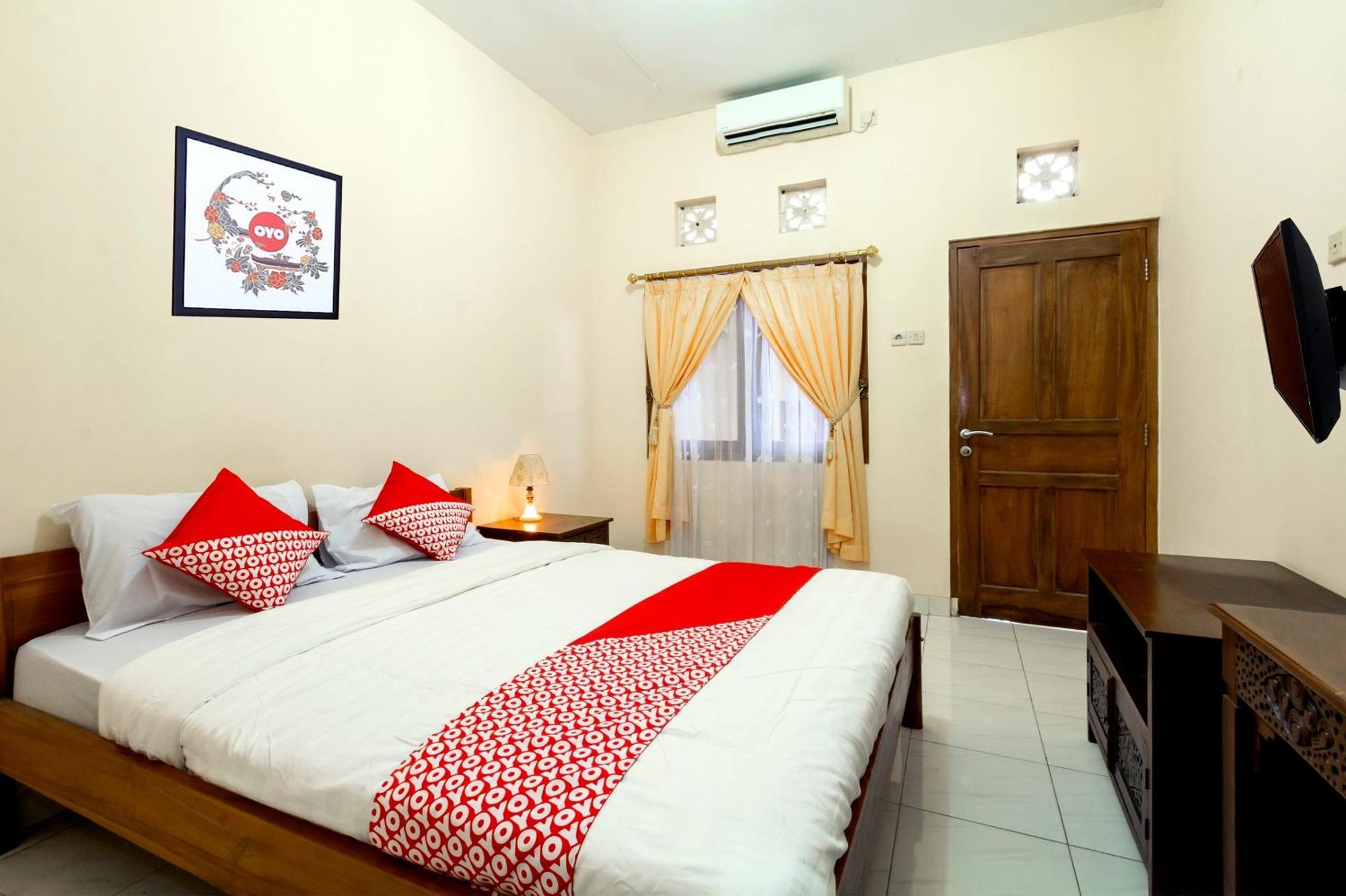 Super Oyo 1150 Omah Ladrang Kejayan Exterior foto