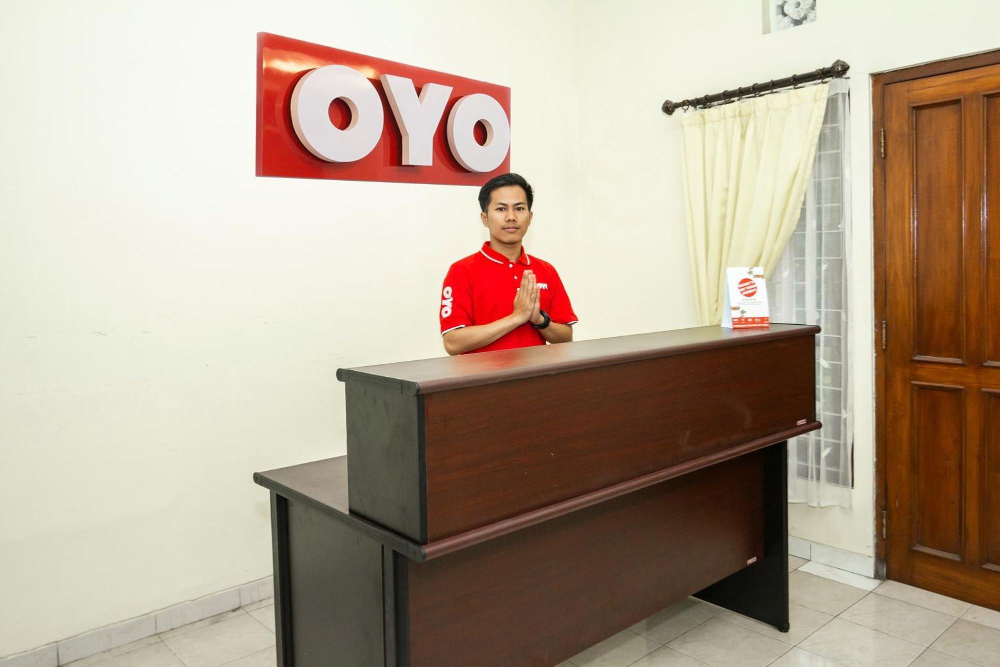 Super Oyo 1150 Omah Ladrang Kejayan Exterior foto